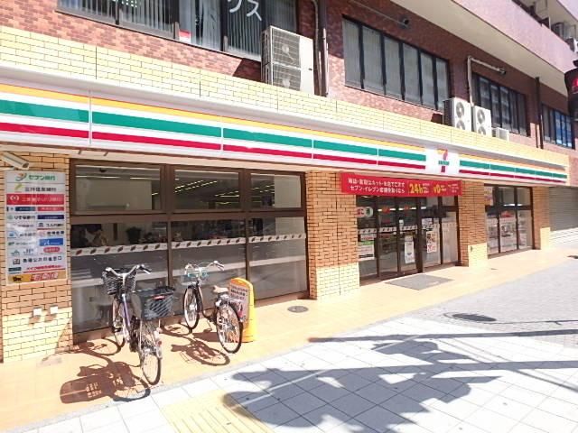 【横浜市鶴見区佃野町のマンションのコンビニ】