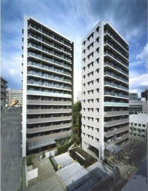 【渋谷区桜丘町のマンションの建物外観】