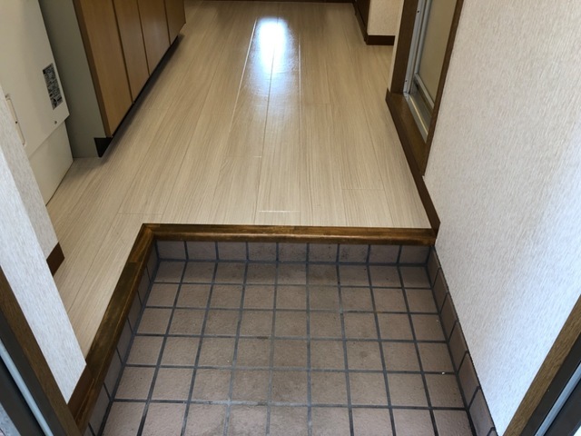 【クレッセントの玄関】