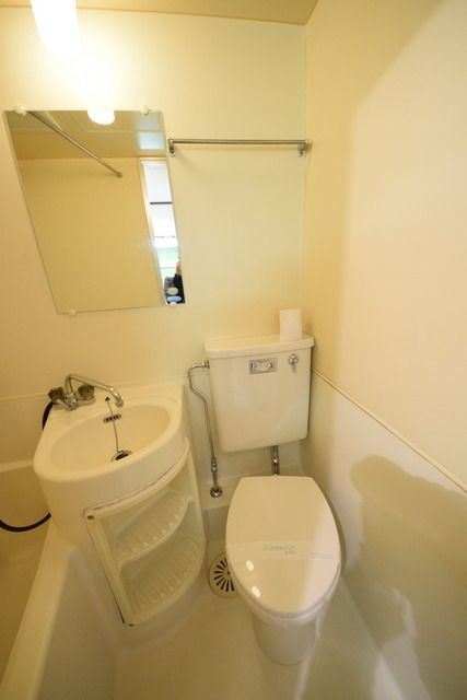 トイレ　トイレ