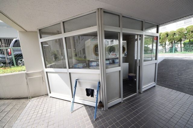 その他共有部分　コインランドリー