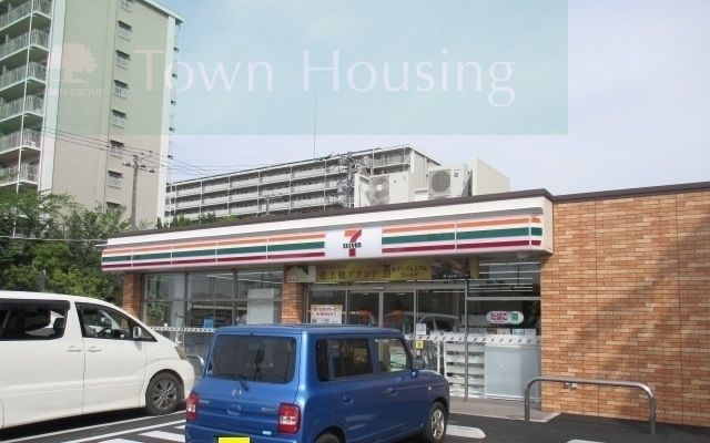 コンビニ　セブンイレブン市川南大野2丁目店（コンビニ）まで880m