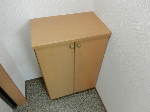 メゾンアンシャンテ　その他設備　シューズＢＯＸ