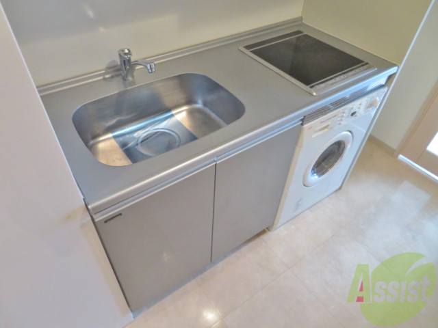 キッチン　キッチンは使いやすいサイズ感になっています。