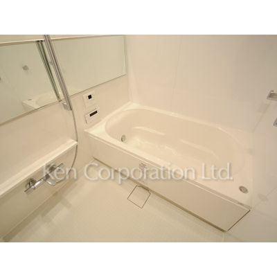 バス・シャワールーム　同タイプ21階のお部屋を撮影。仕様が異なることがあります。