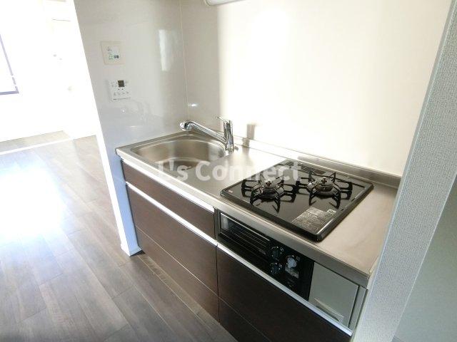 キッチン　２口ガスコンロのシステムキッチン。