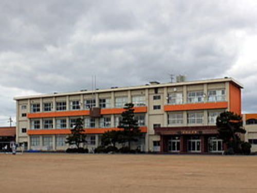 小学校　大関小学校（小学校）まで2600m