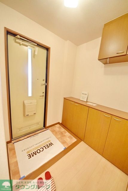 玄関　お部屋探しは【タウンハウジング蘇我店】にお任せ下さい♪