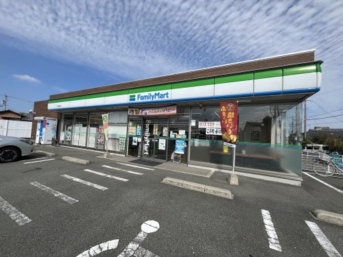 コンビニ　ファミリーマート 八代竹原店（コンビニ）まで767m