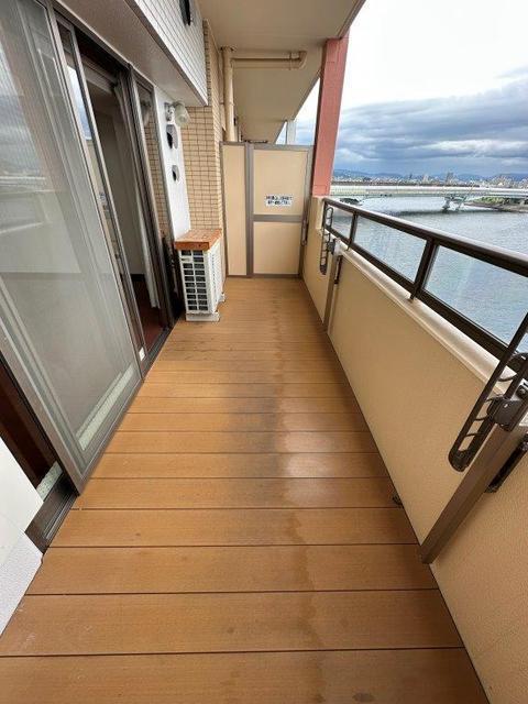 バルコニー　バルコニー