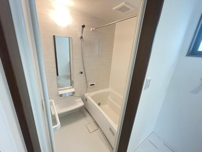 バス・シャワールーム　室内