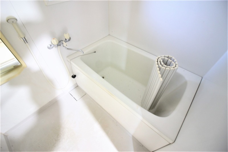 バス・シャワールーム　※同タイプ別号室の写真となります。