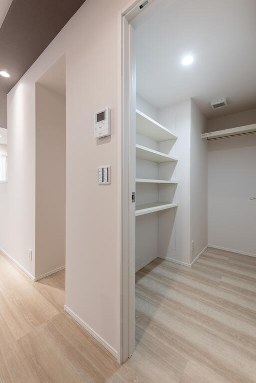 収納　【リビングポケット】住まいが美しく整う収納！日用品もここに。