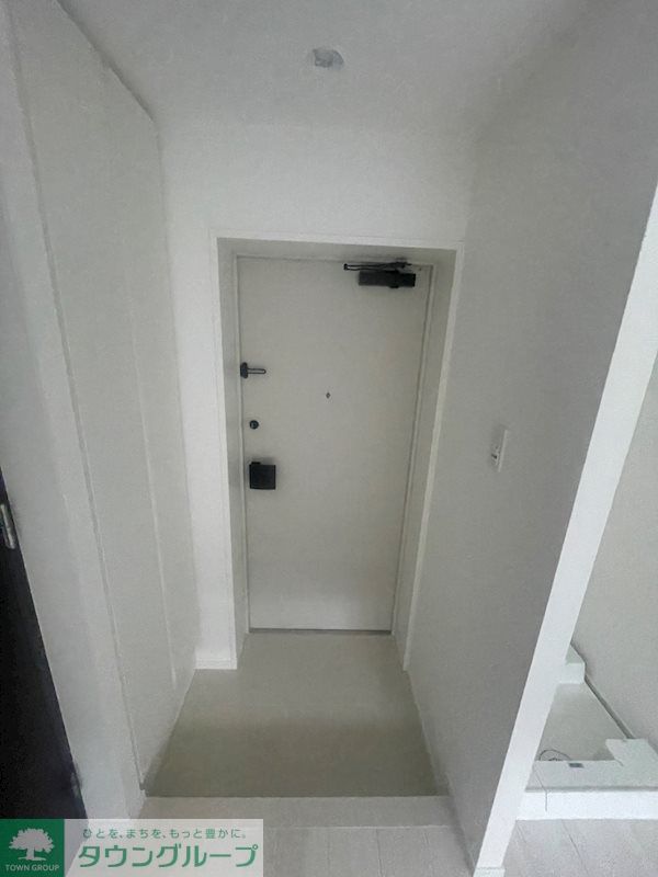 玄関　※参考写真