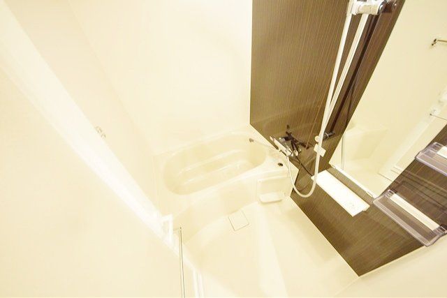 バス・シャワールーム　お問合せは(株)タウンハウジングレジデンス事業部【03-…