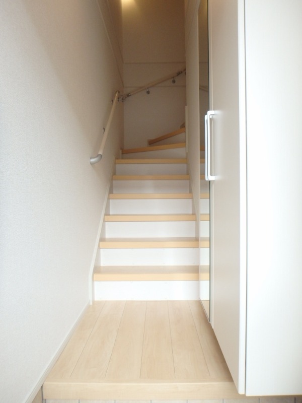 玄関　図面と現状に相違がある場合には現状を優先