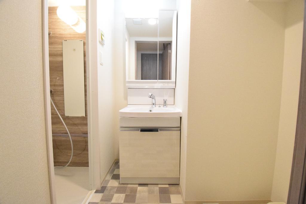 洗面設備　洗髪洗面化粧台