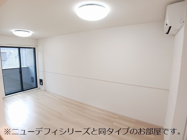 居室・リビング　※類似室内