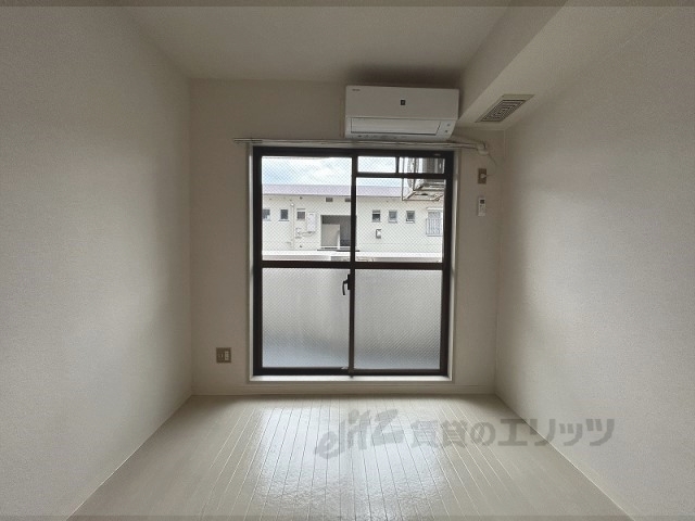 居室・リビング　居室