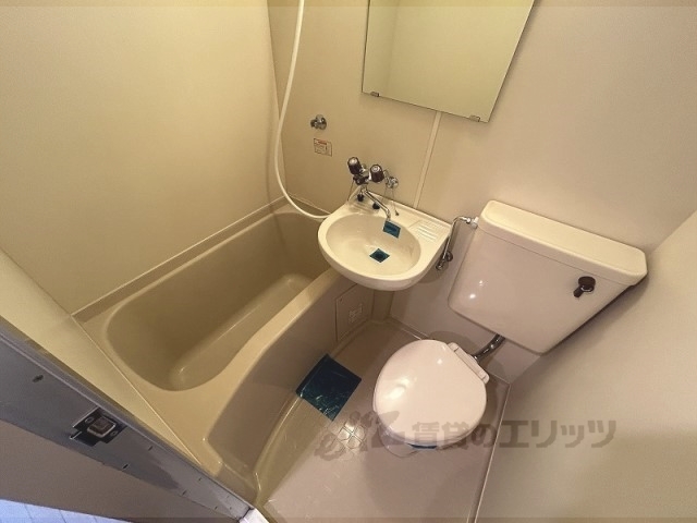 バス・シャワールーム　バス