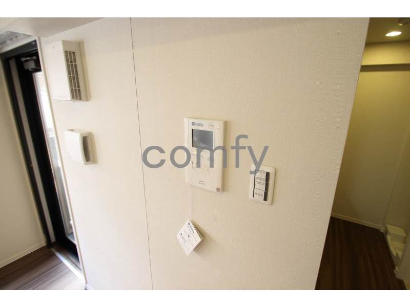 セキュリティ　モニター付きインターホン