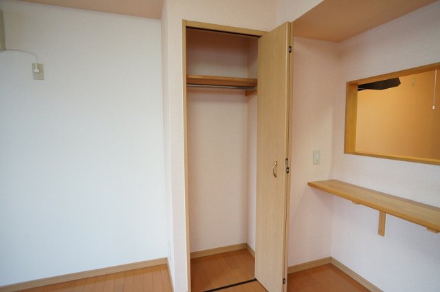 収納　クローゼット