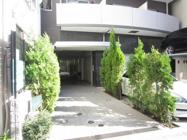 エントランス　エントランスアプローチ