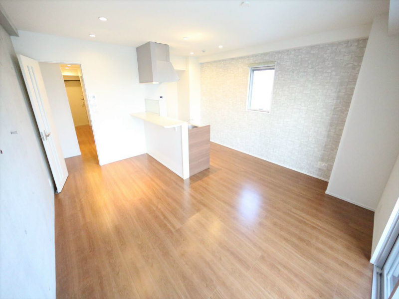 居室・リビング　ＬＤＫ13.63帖　カウンターキッチン（ＩＨ3口コンロ）