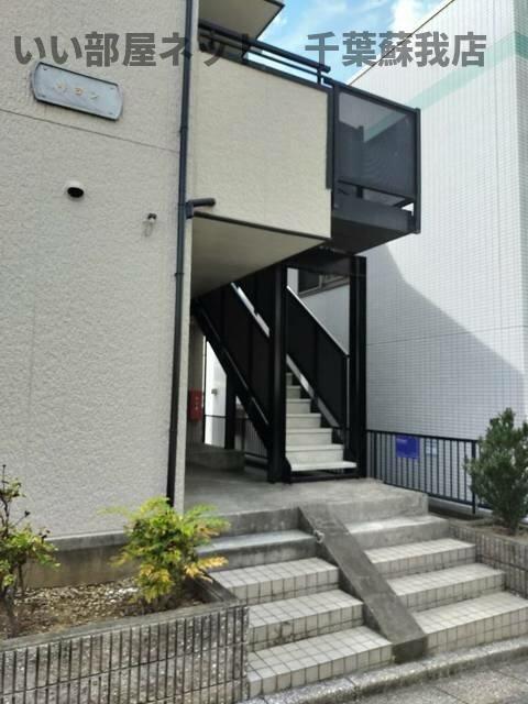 エントランス　毎日通るエントランスはこのようになっています