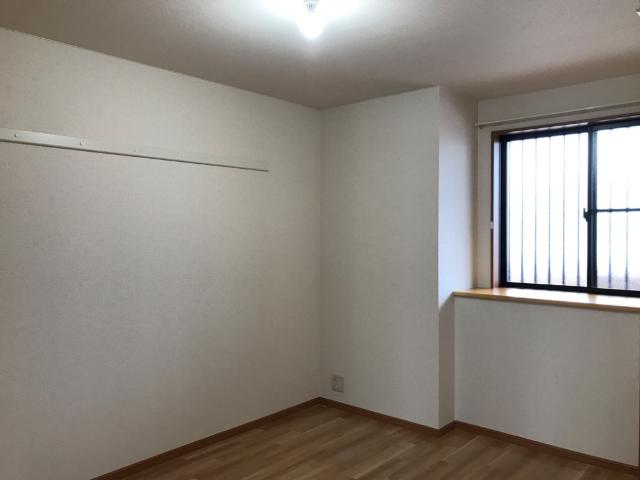 居室・リビング　室内