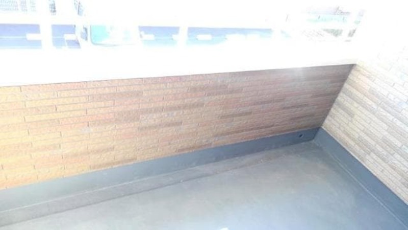 バルコニー　図面と現状に相違がある場合には現状を優先