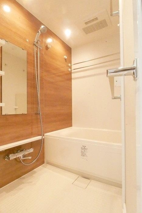 バス・シャワールーム　☆ゆっくりくつろげるお風呂☆