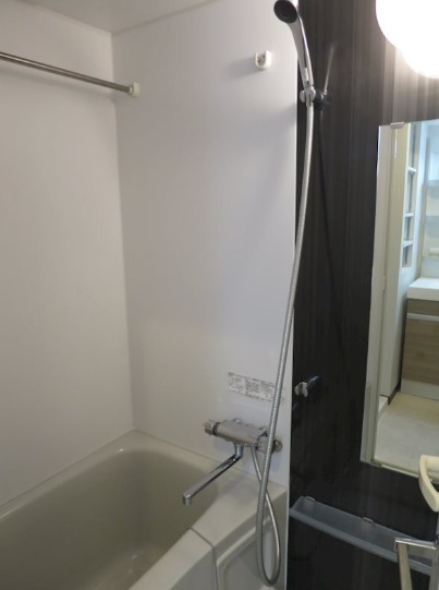 バス・シャワールーム　風呂