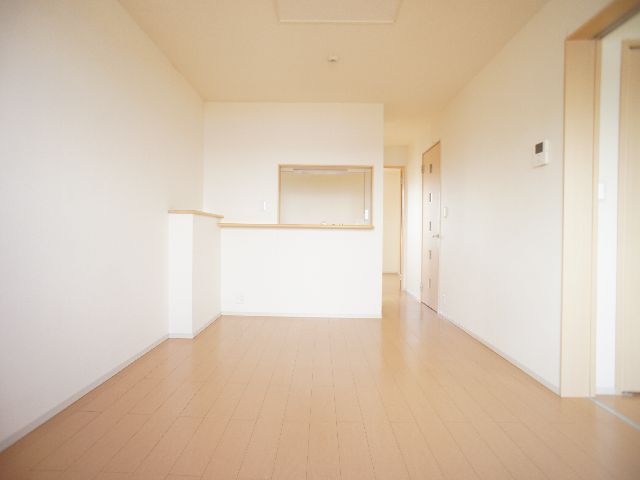 居室・リビング　快適に過ごせるエアコンが付いています♪