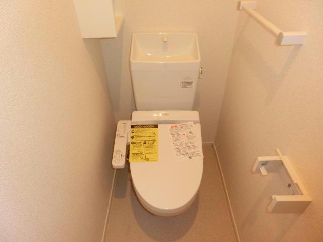 トイレ　同型モデル