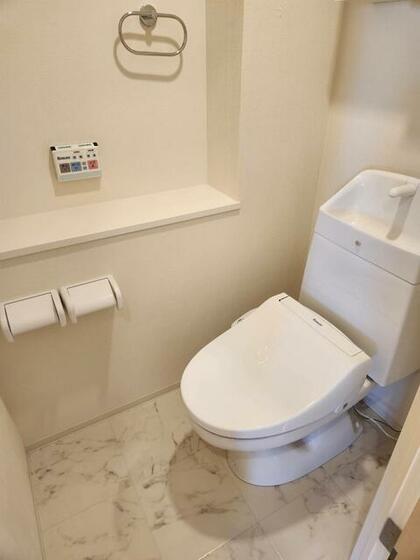 トイレ　同マンション別部屋参考写真