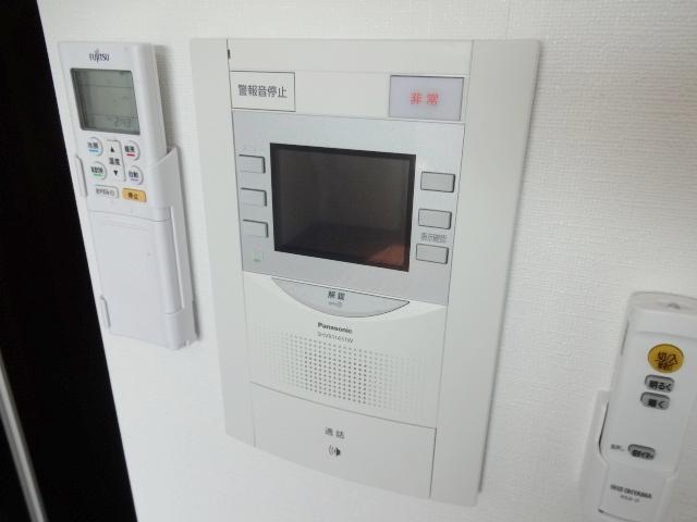 セキュリティ　安心のオートロック付きです。