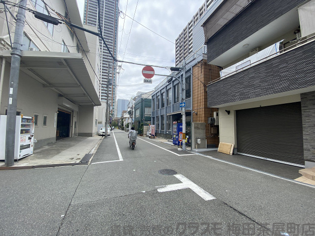 その他　周辺道路（その他）まで10m
