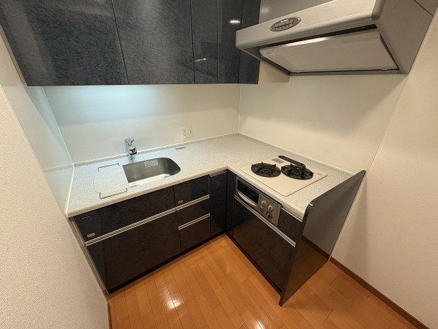 キッチン　コンパクトなキッチンで掃除もラクラク
