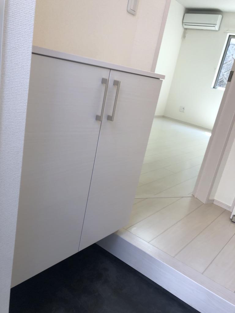 その他設備　1階下駄箱