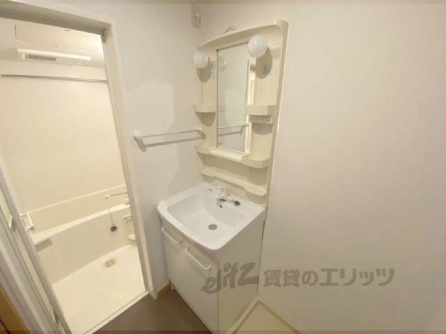 洗面設備　洗面化粧台