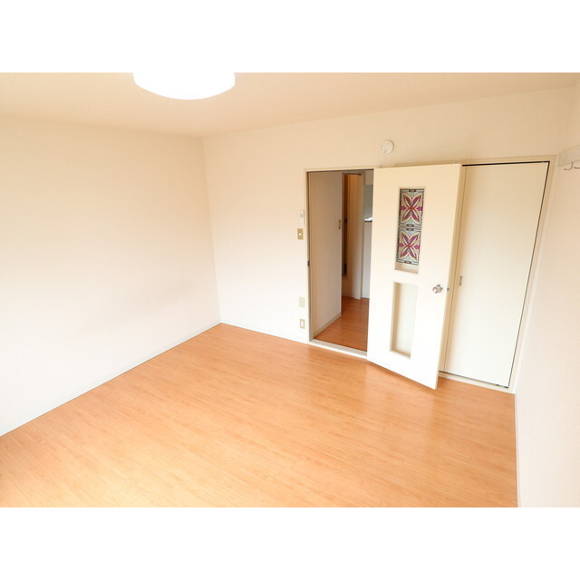 居室・リビング　写真は別のお部屋です。