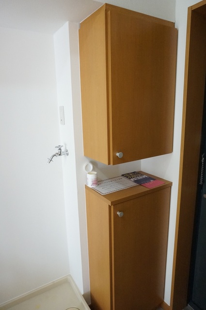 玄関　※室内写真は別号室の写真です。