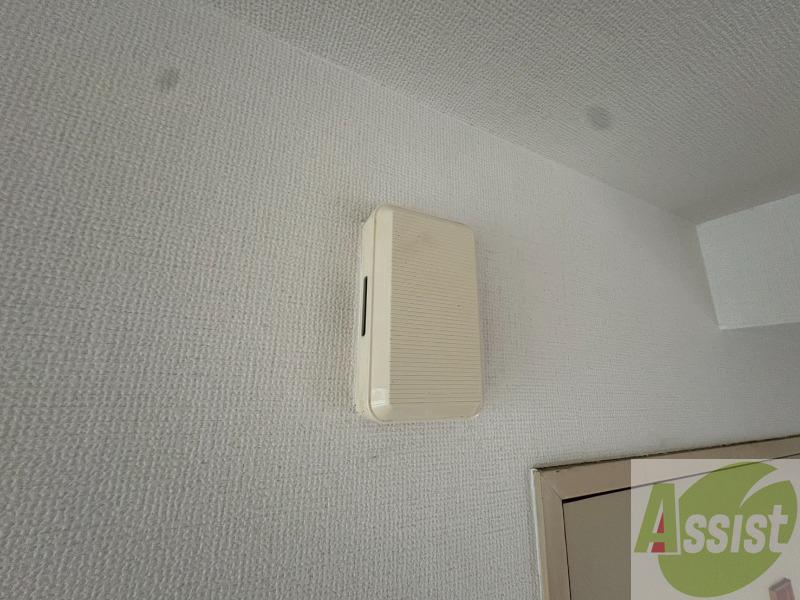 セキュリティ　来客時にはこちらのチャイムで知らせてくれます。