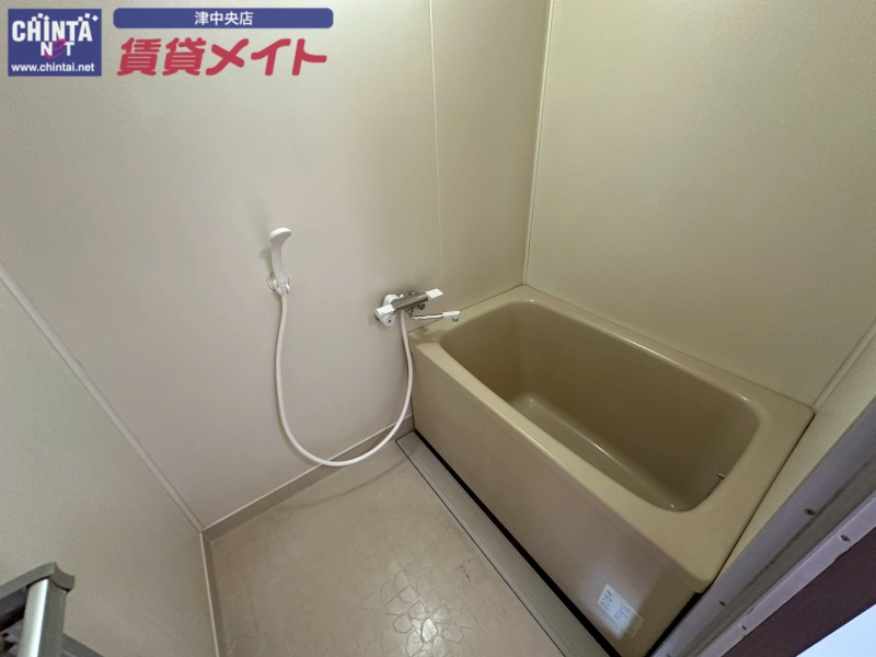 バス・シャワールーム　同型参考写真