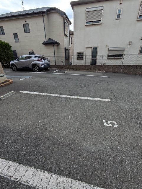 駐車場　駐車場（有料・要空き確認）