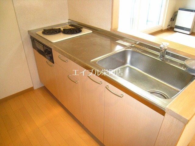 地下鉄南北線 北１２条駅 徒歩5分 10階建 築21年のキッチン写真