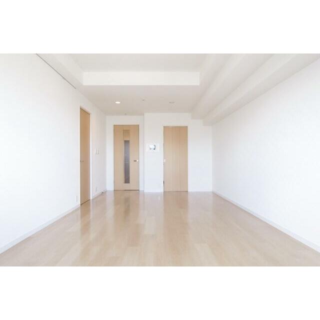河田町ガーデン クラブフロア 部屋番号:3404の居間写真