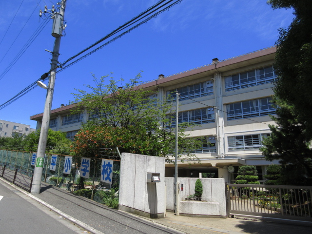 小学校　川崎市立 宮前平小学校（小学校）まで321m