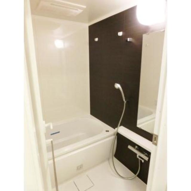 バス・シャワールーム　※写真は同タイプ住戸です。